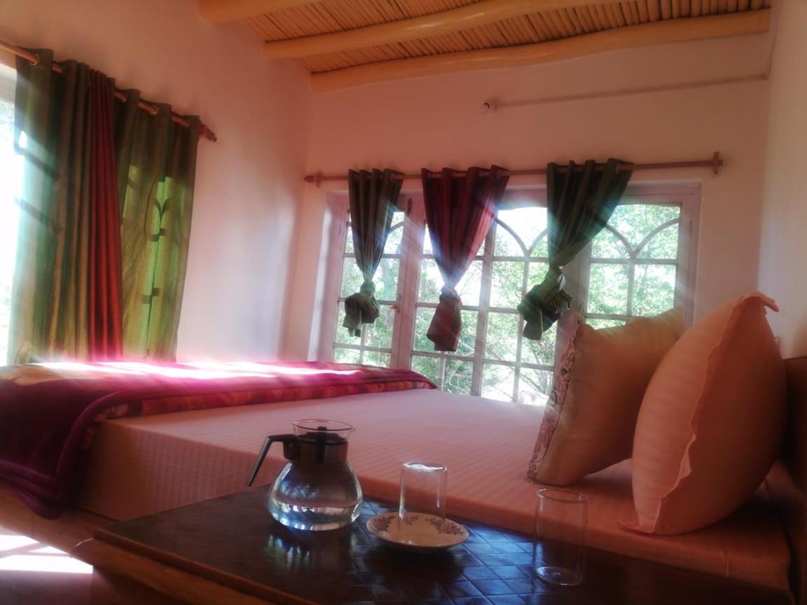 Sernang Homestay Hundar Bagian luar foto
