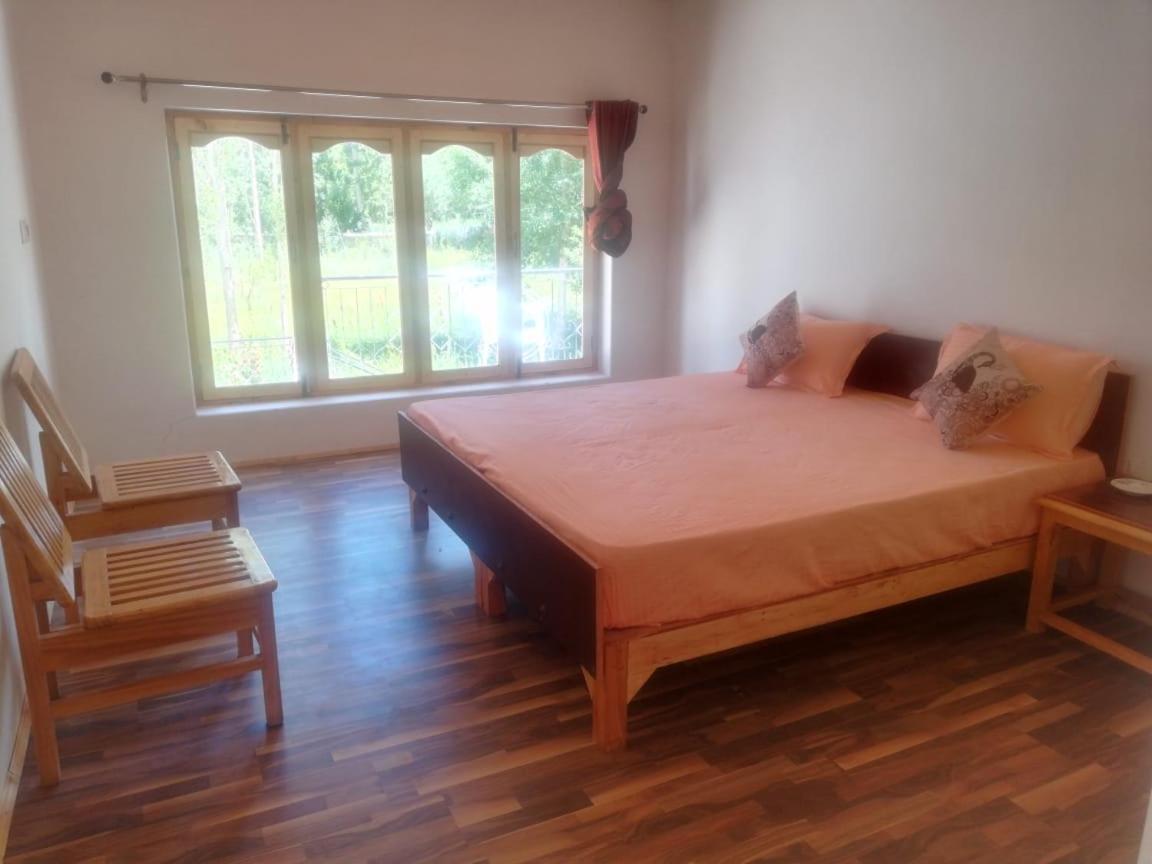 Sernang Homestay Hundar Bagian luar foto