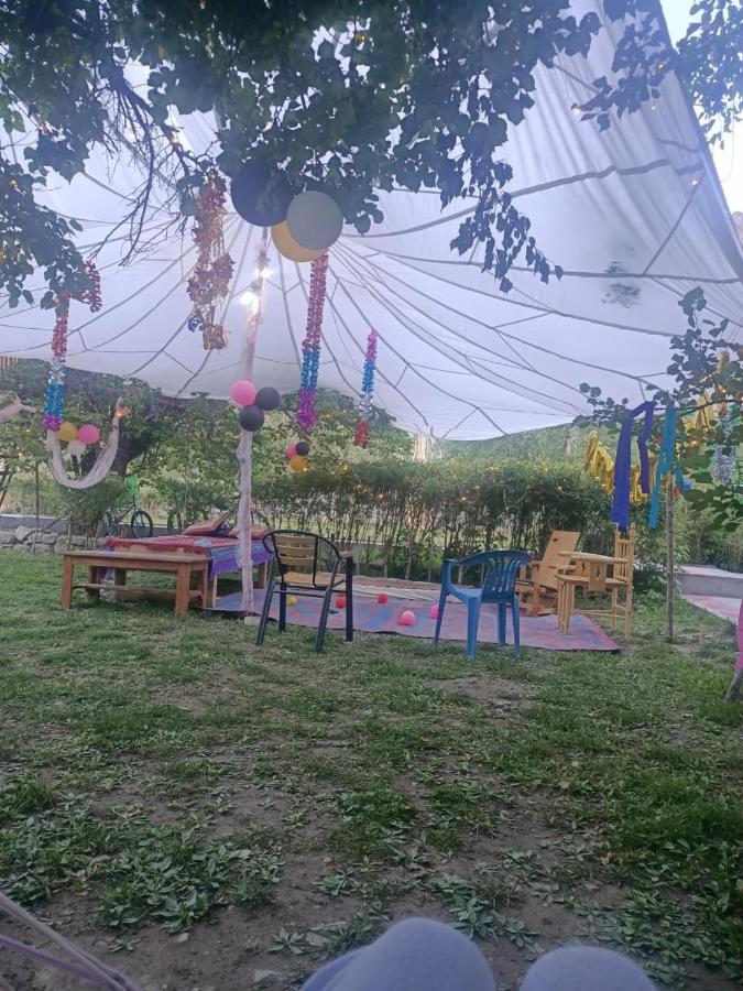 Sernang Homestay Hundar Bagian luar foto
